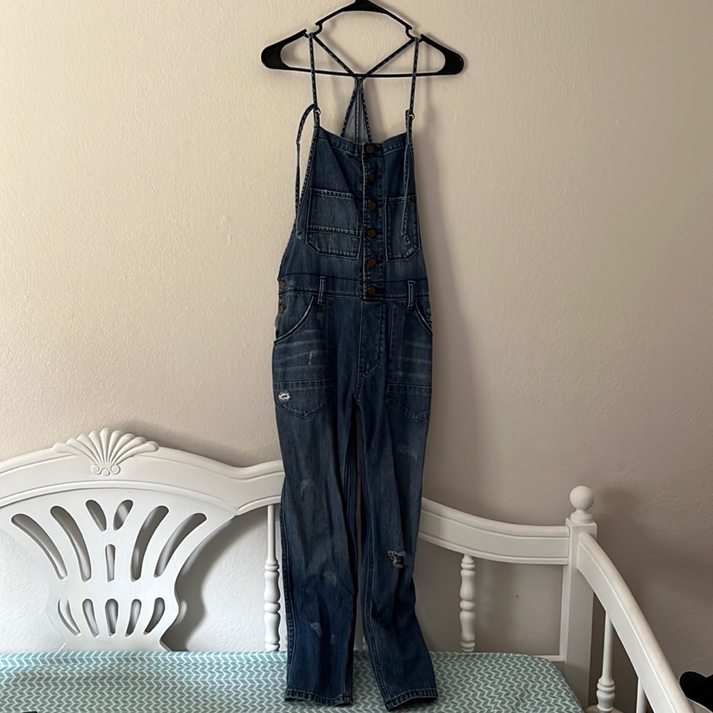 Billabong distressed overalls